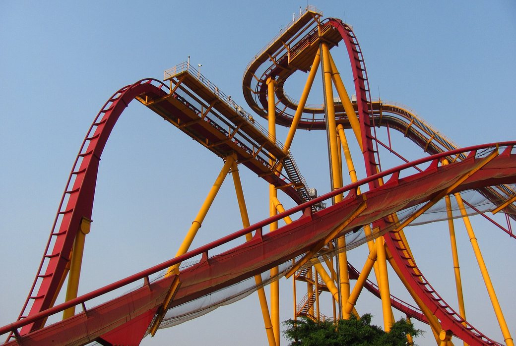 Dive Coaster track at Chimelong Paradise, Guangzhou